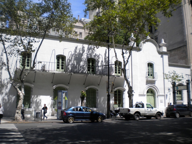 Llamado de alerta ante el posible traslado de la Comisión Nacional de Monumentos