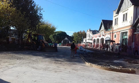EL RETIRO DE LOS ADOQUINES Y OTRAS DESAMORTIGUACIONES VISUALES FRENTE A LA ESTACIÓN BANFIELD DEL FERROCARRIL ROCA: LA DESTRUCCIÓN DE UNA UNIDAD DE PAISAJE SINGULAR